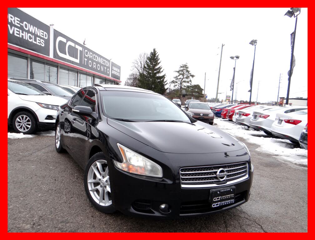 Nissan Maxima SV 2011