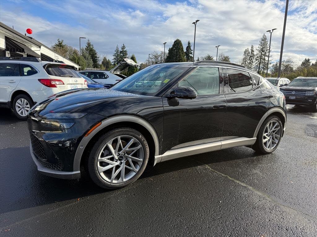 2024 Genesis GV60 Advanced AWD