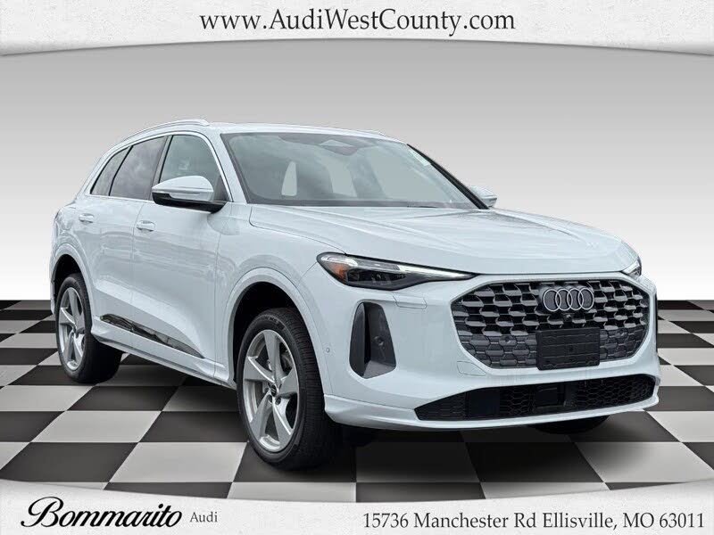 2025 Audi Q5 quattro Premium Plus 40 TFSI