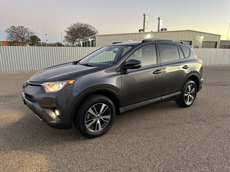 2017 Toyota RAV4 XLE