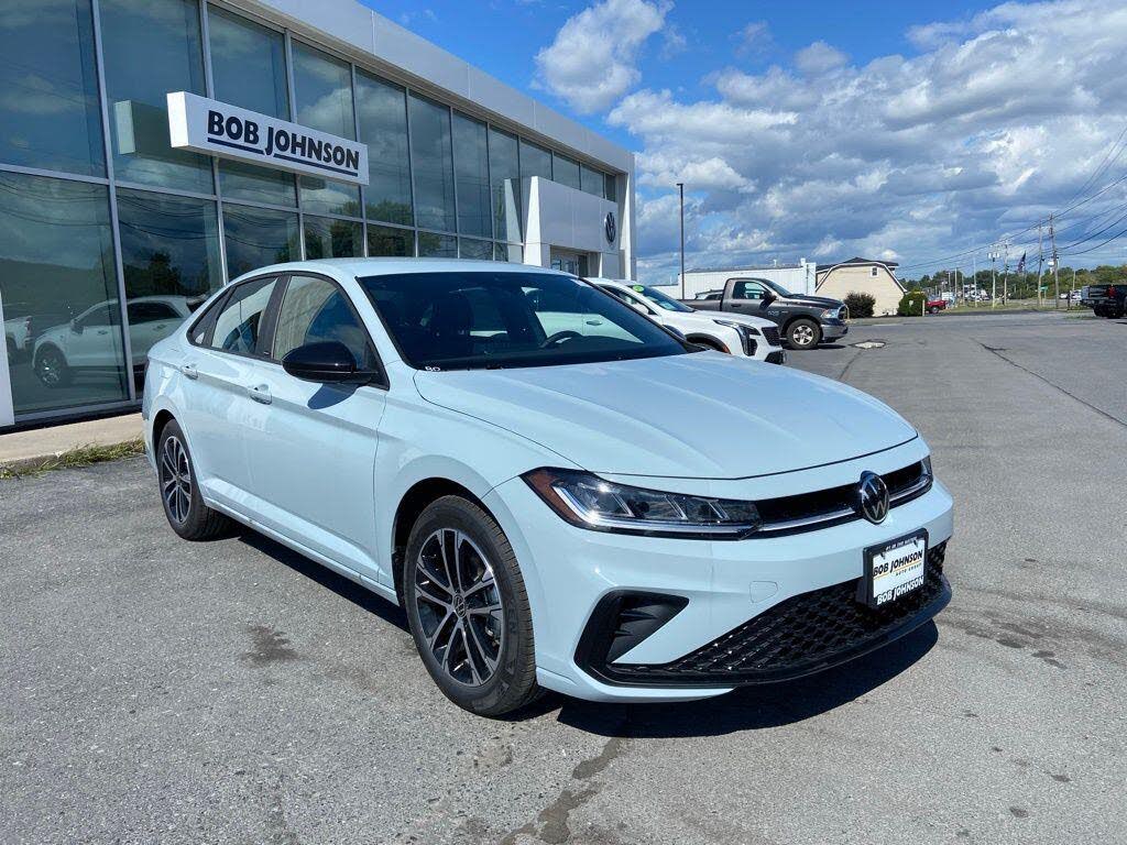 2025 Volkswagen Jetta Sport FWD