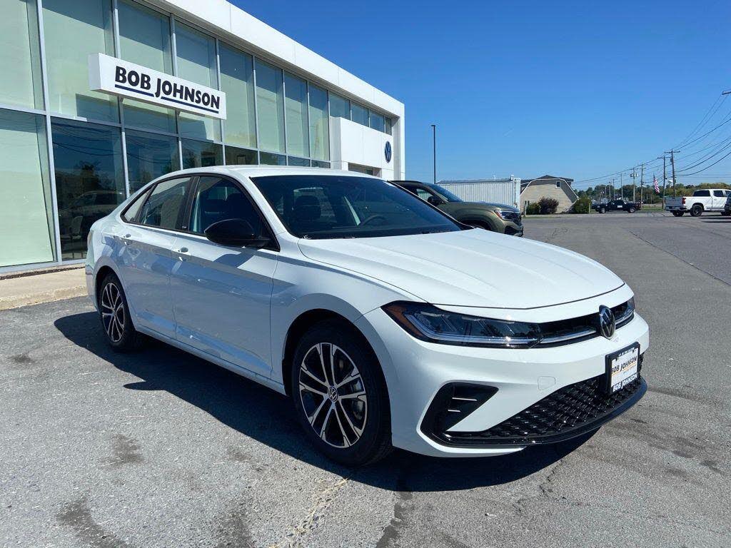 2025 Volkswagen Jetta Sport FWD