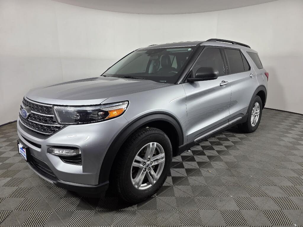 2023 Ford Explorer XLT AWD