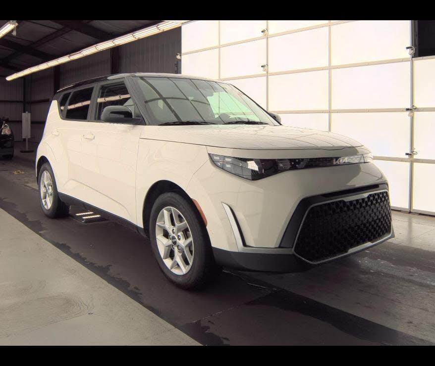 2024 Kia Soul S FWD