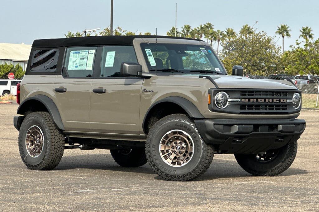 2025 Ford Bronco 4-Door 4WD
