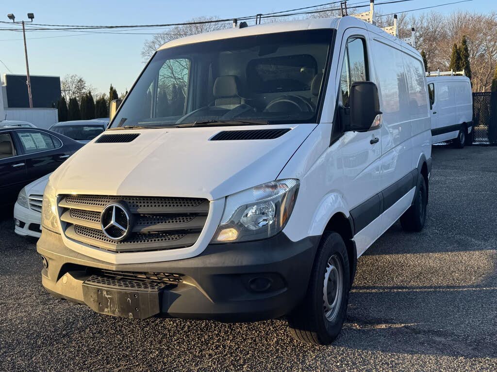 2017 Mercedes-Benz Sprinter Cargo 2500 144 V6 Worker RWD
