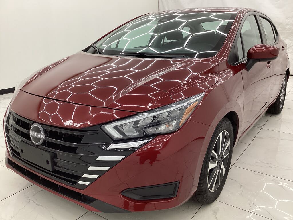2025 Nissan Versa SV FWD