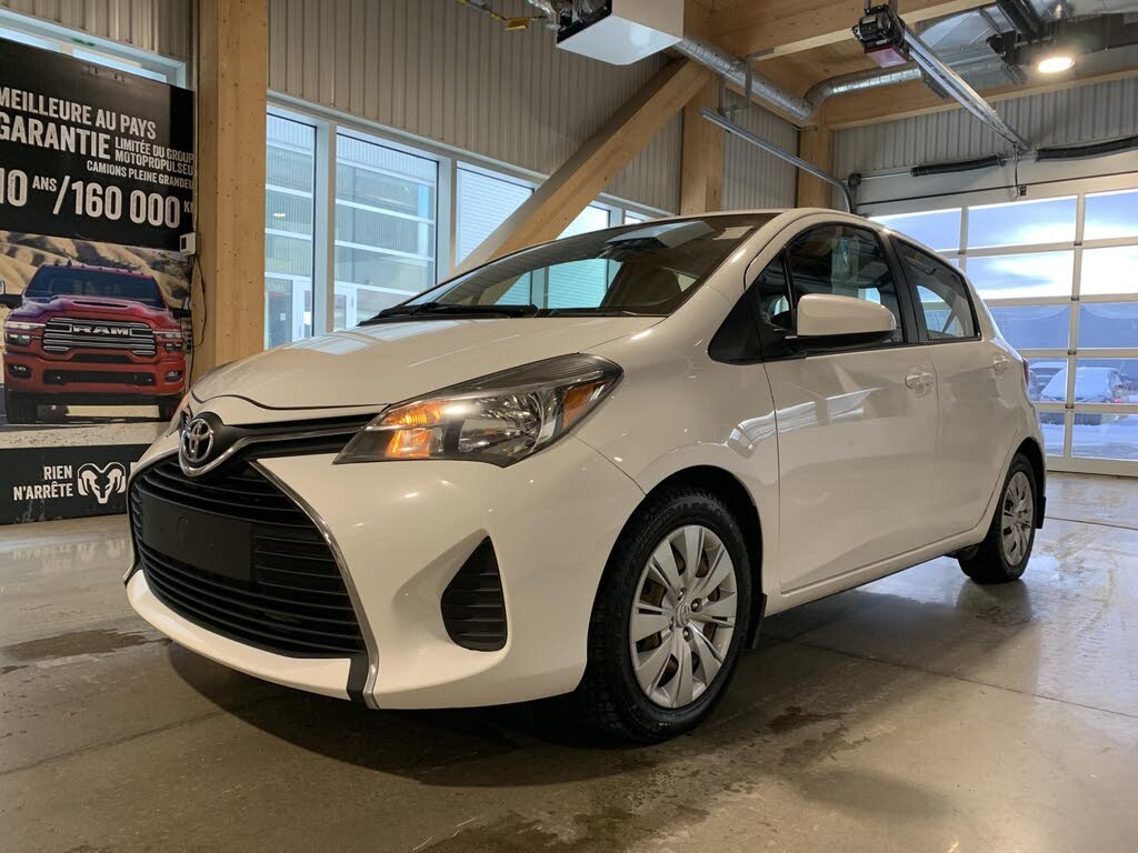 2015 Toyota Yaris SE