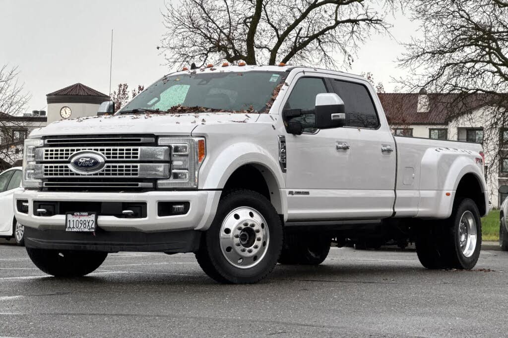 2019 Ford F-450 Super Duty Platinum Crew Cab LB DRW 4WD