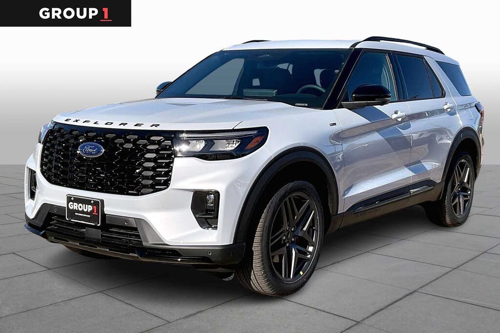 2026 Ford Explorer ST-Line AWD