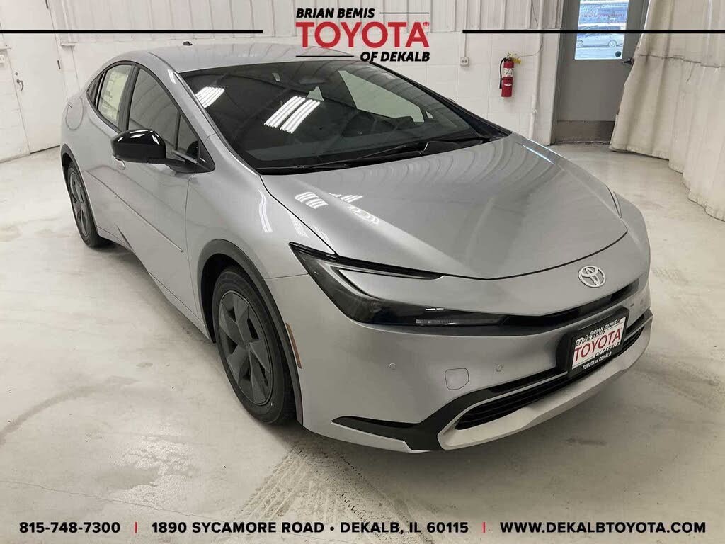 2026 Toyota Prius Plug-In Hybrid SE FWD