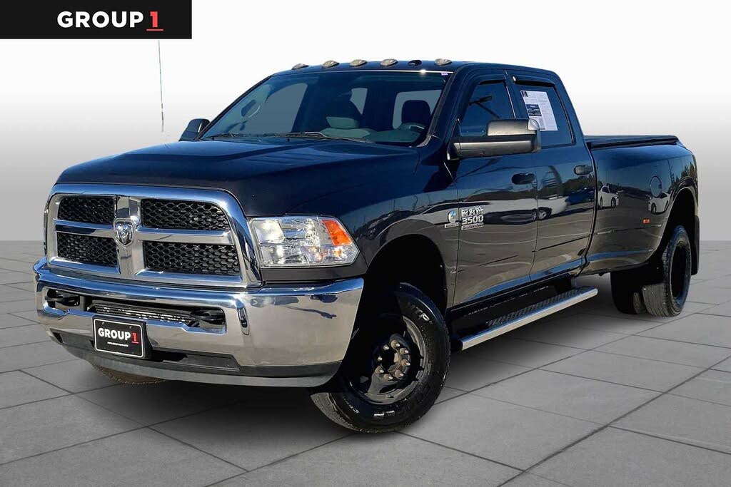 2018 RAM 3500 Tradesman Crew Cab LB DRW 4WD