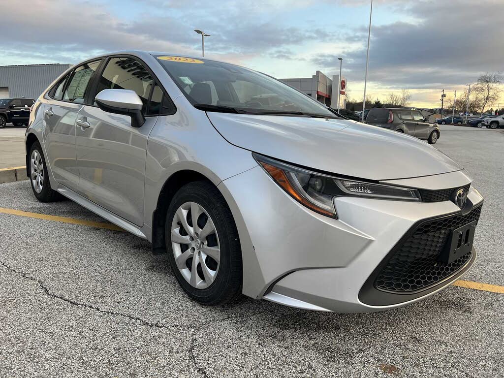 2022 Toyota Corolla LE FWD