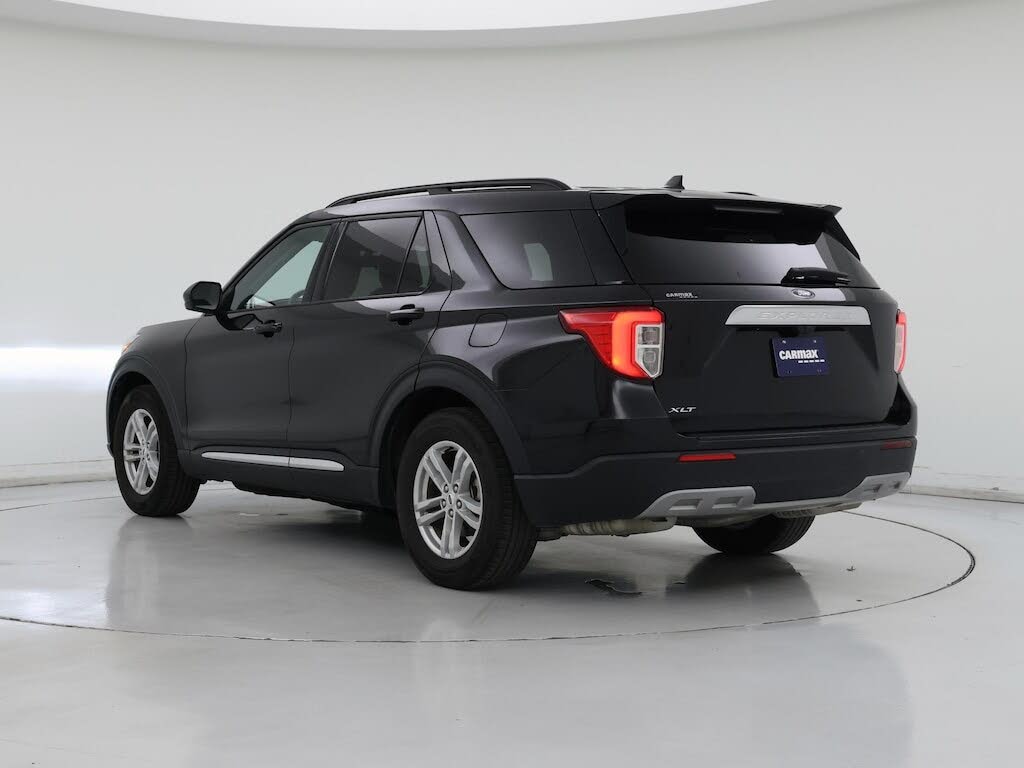2024 Ford Explorer XLT RWD