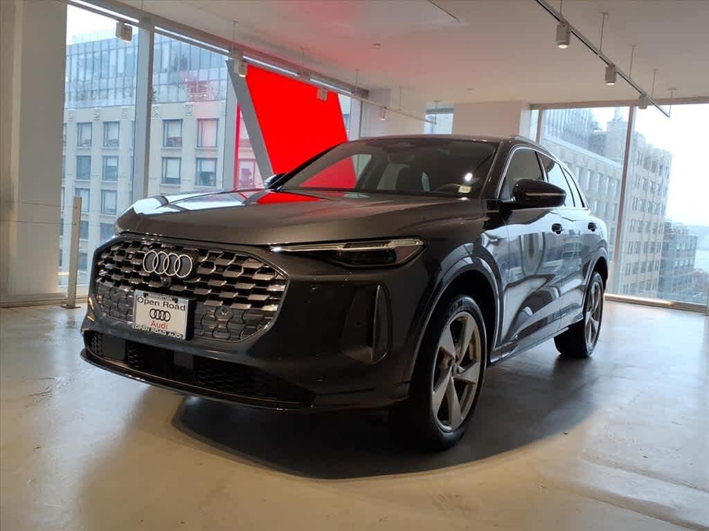 2025 Audi Q5 quattro Premium Plus 40 TFSI