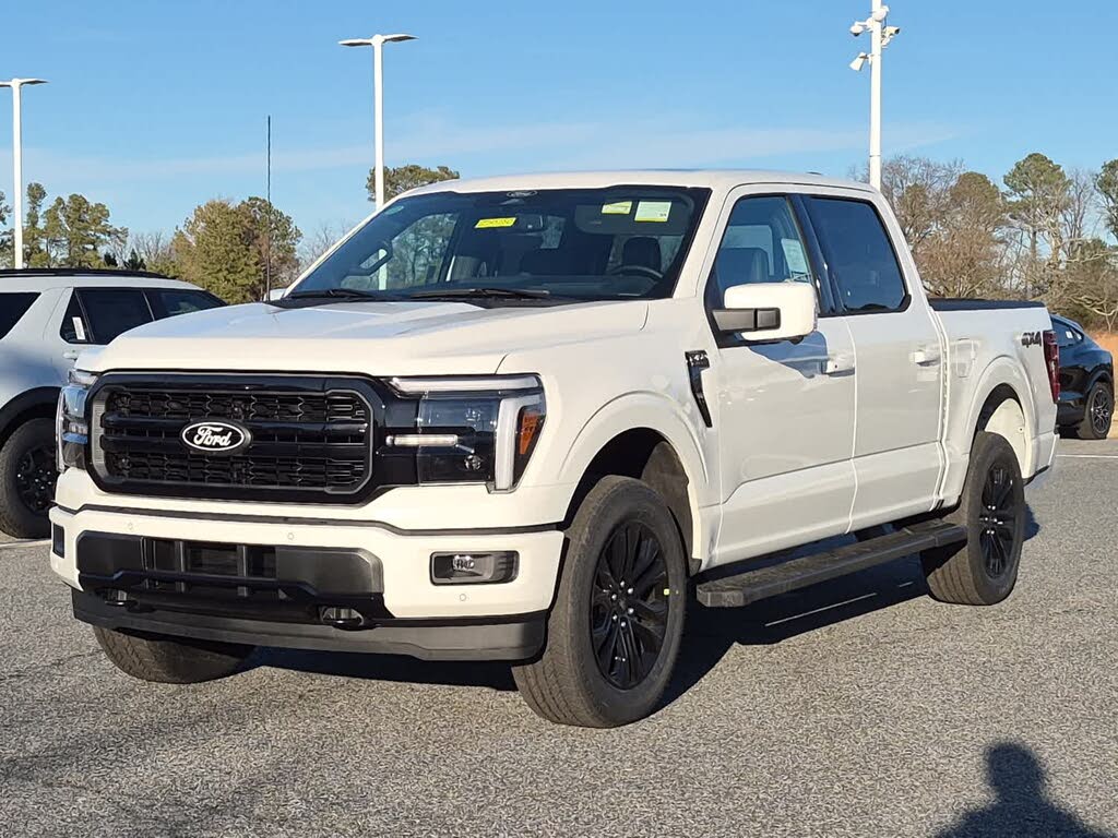 2025 Ford F-150 Lariat SuperCrew 4WD