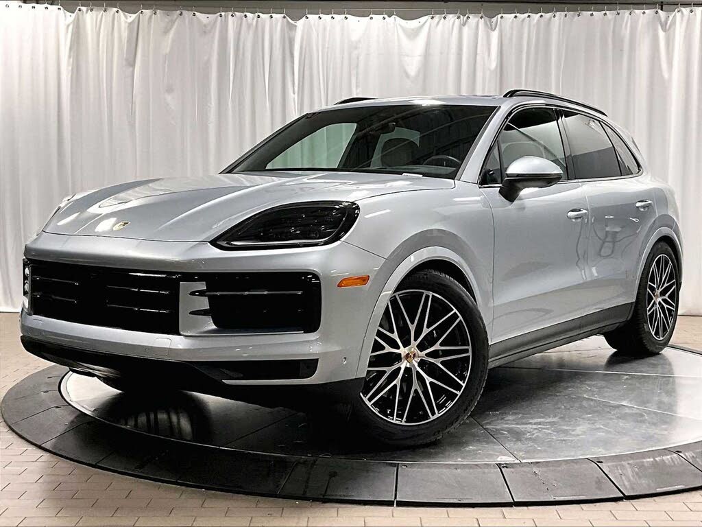 2025 Porsche Cayenne AWD