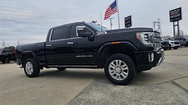 2022 GMC Sierra 2500HD Denali Crew Cab 4WD