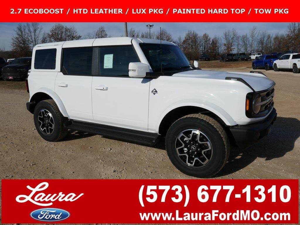 2025 Ford Bronco Outer Banks 4-Door 4WD
