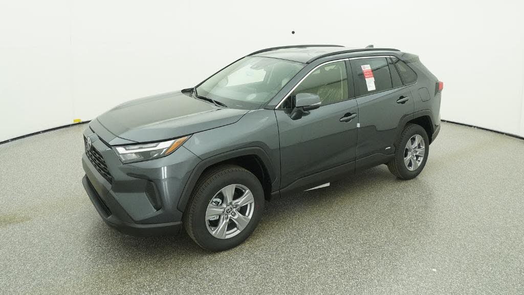 2025 Toyota RAV4 Hybrid XLE AWD