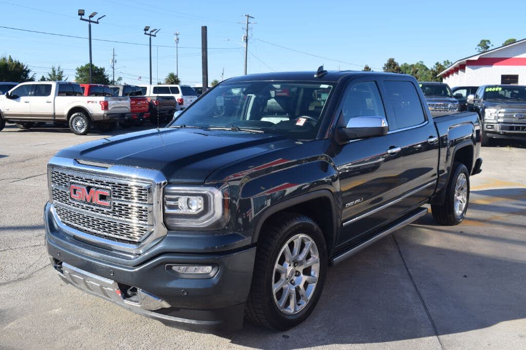 2018 GMC Sierra 1500 Denali Crew Cab 4WD