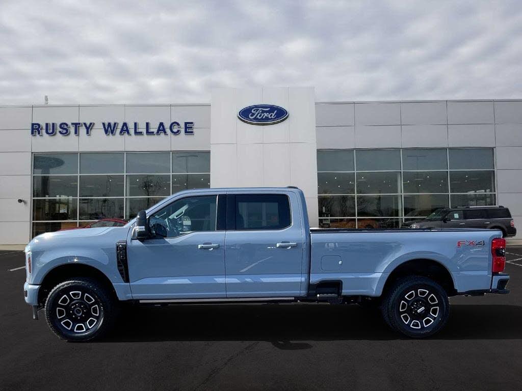 2026 Ford F-350 Super Duty Platinum Crew Cab 4WD