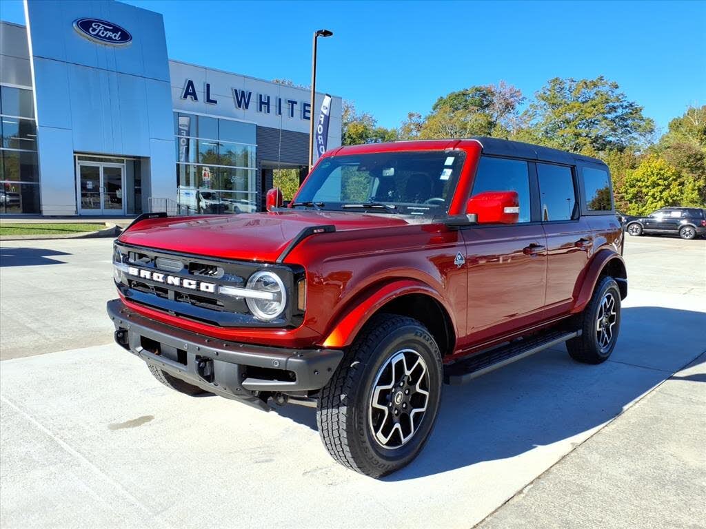 2023 Ford Bronco Outer Banks 4-Door 4WD