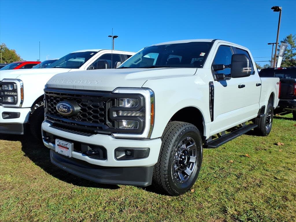 2026 Ford F-250 Super Duty XL Crew Cab 4WD