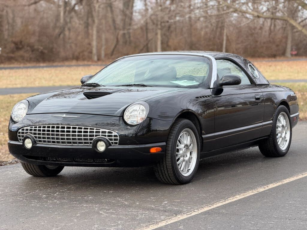 2002 Ford Thunderbird Deluxe RWD