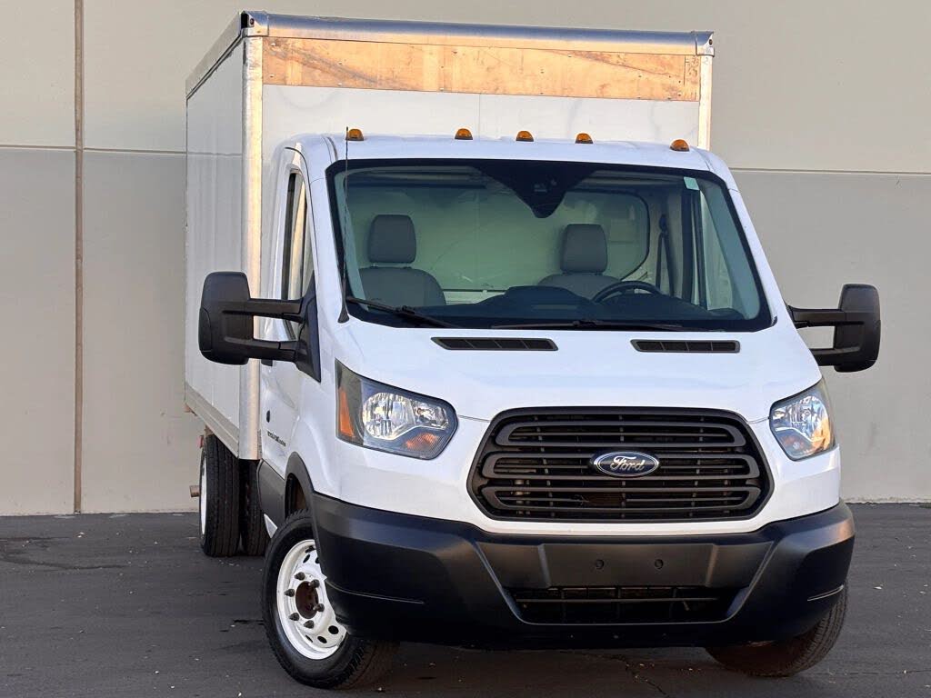 2018 Ford Transit Chassis 350 HD 9950 GVWR 156 DRW RWD