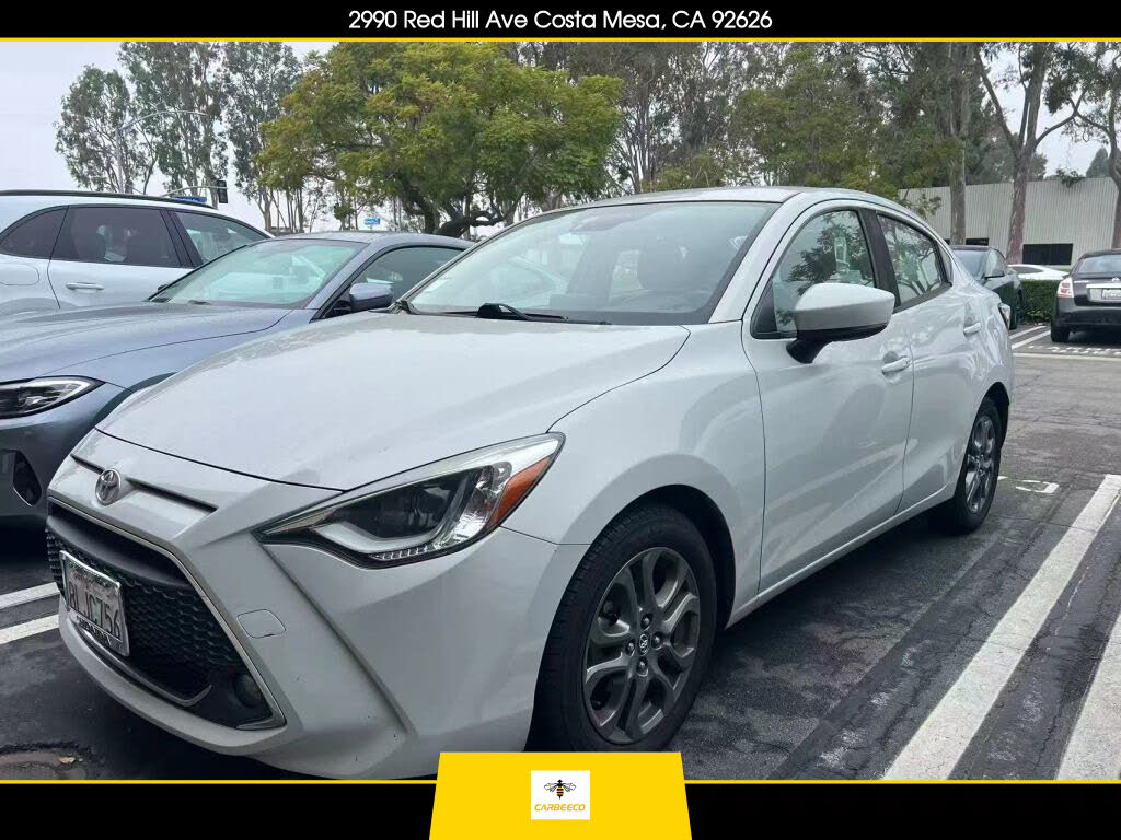2019 Toyota Yaris XLE Sedan FWD