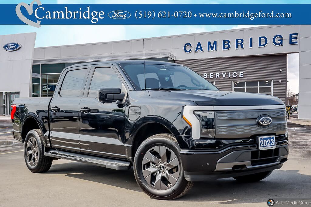 2023 Ford F-150 Lightning Lariat