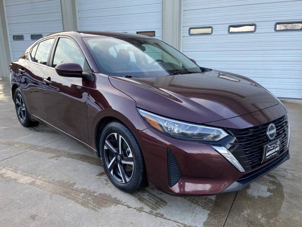 2024 Nissan Sentra SV FWD