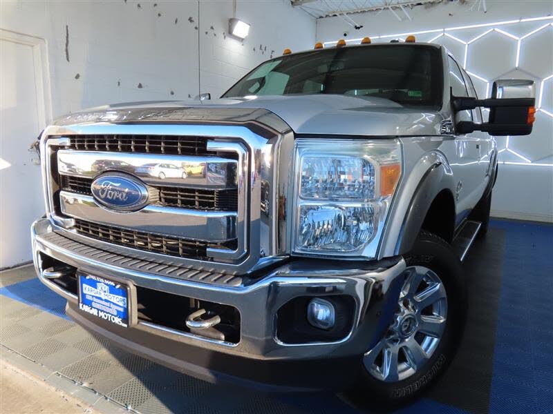 2015 Ford F-350 Super Duty Lariat Crew Cab LB 4WD