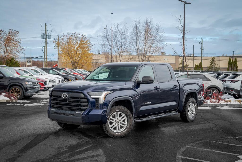 2022 Toyota Tundra SR5 CrewMax Cab 4WD