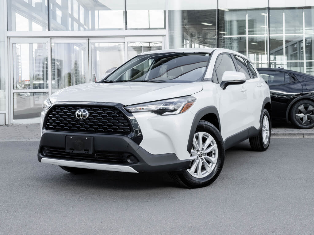 2024 Toyota Corolla Cross LE FWD