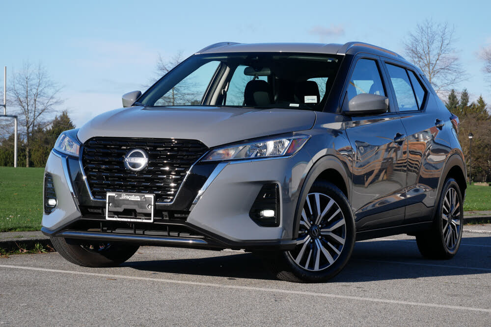 2025 Nissan Kicks SV FWD
