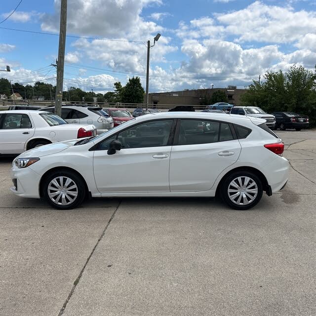 2017 Subaru Impreza 2.0i Hatchback