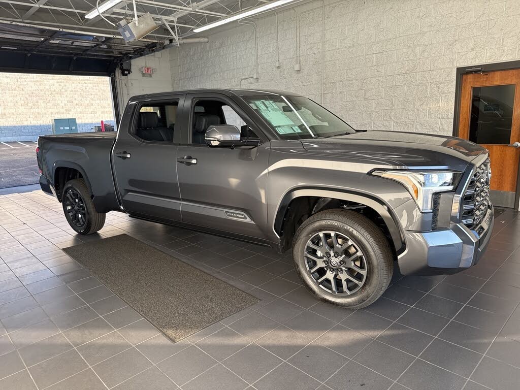 2026 Toyota Tundra Platinum CrewMax Cab LB 4WD