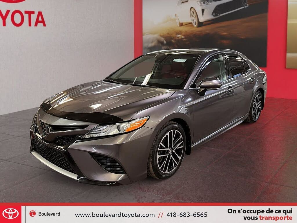 2020 Toyota Camry XSE AWD