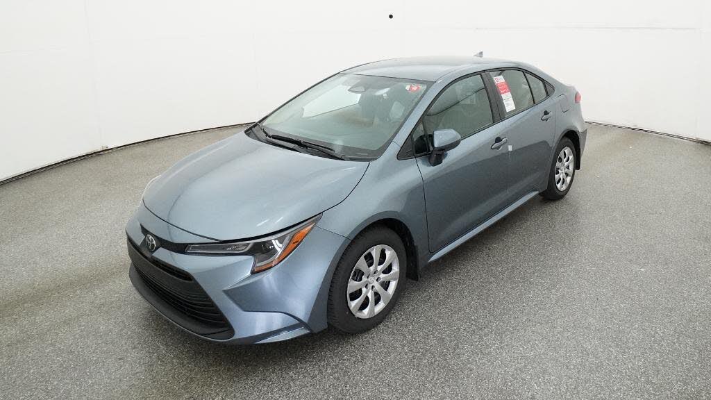 2026 Toyota Corolla LE FWD
