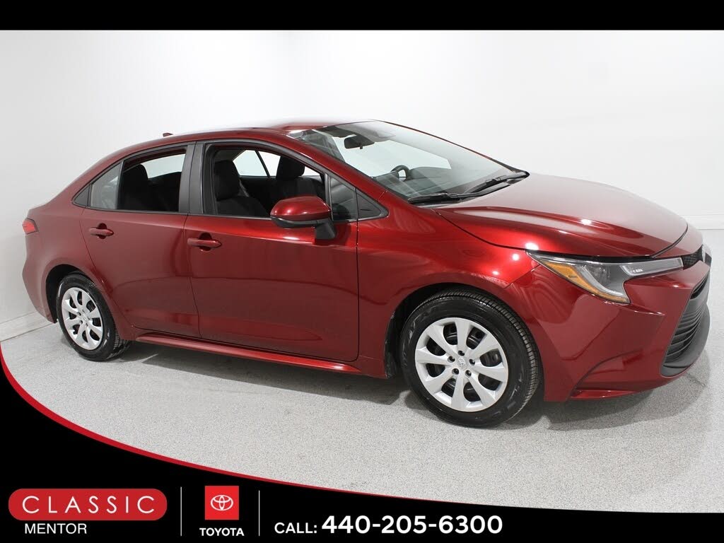 2024 Toyota Corolla LE FWD