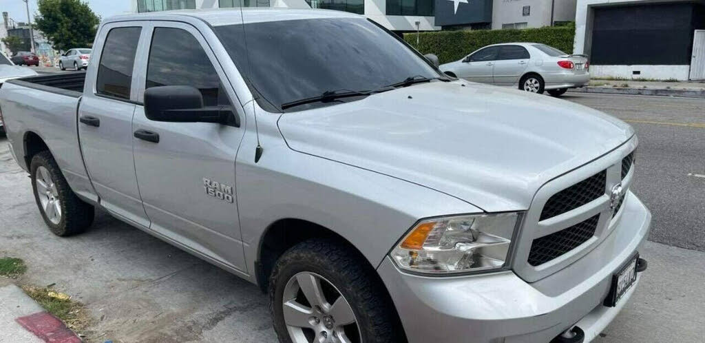 2016 RAM 1500 Express Quad Cab 4WD