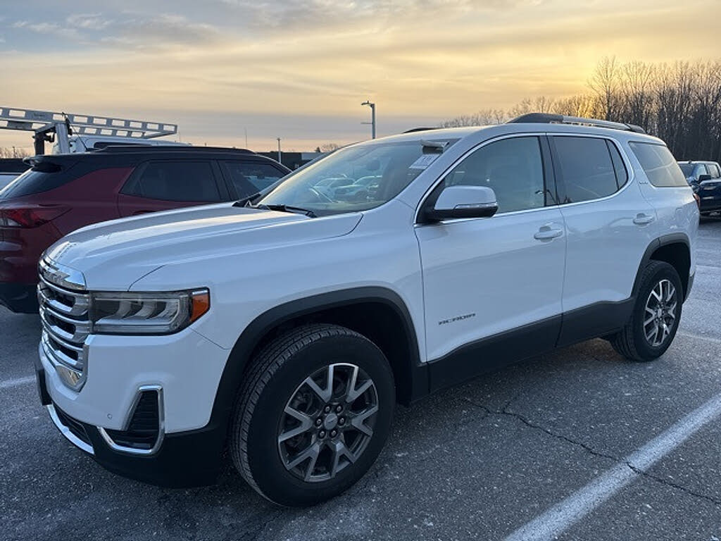2023 GMC Acadia SLE AWD