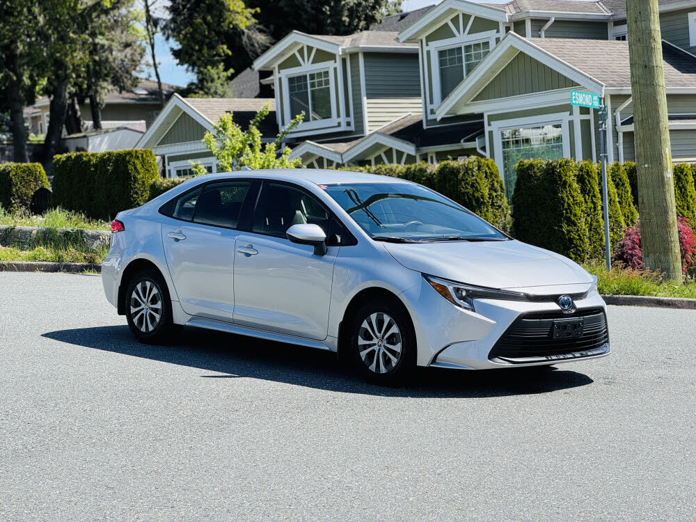 Toyota Corolla Hybrid LE AWD 2024