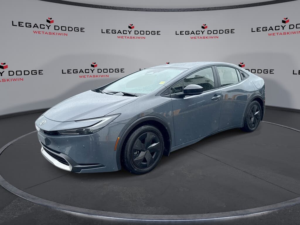 Toyota Prius Plug-In Hybrid SE FWD 2025