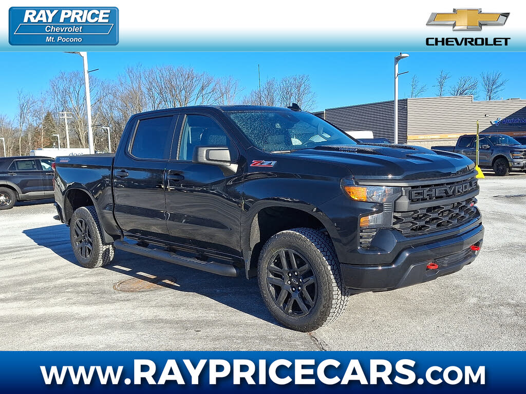 2026 Chevrolet Silverado 1500 Custom Trail Boss Crew Cab 4WD