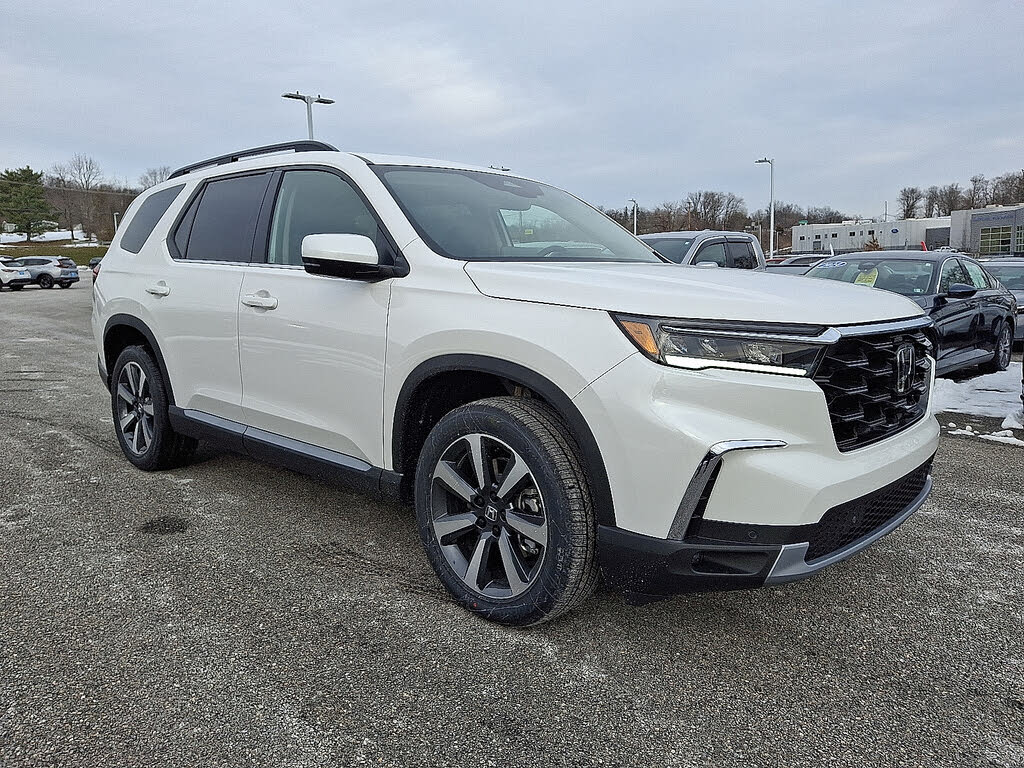 2025 Honda Pilot Touring AWD