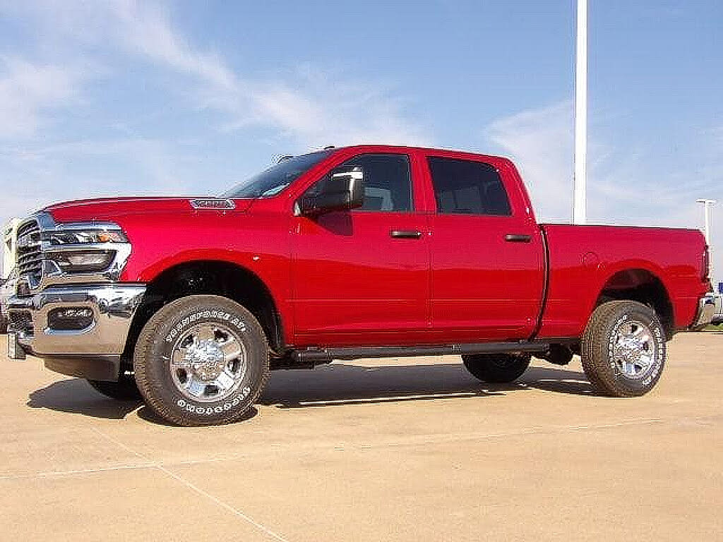 2026 RAM 2500 Tradesman Crew Cab 4WD