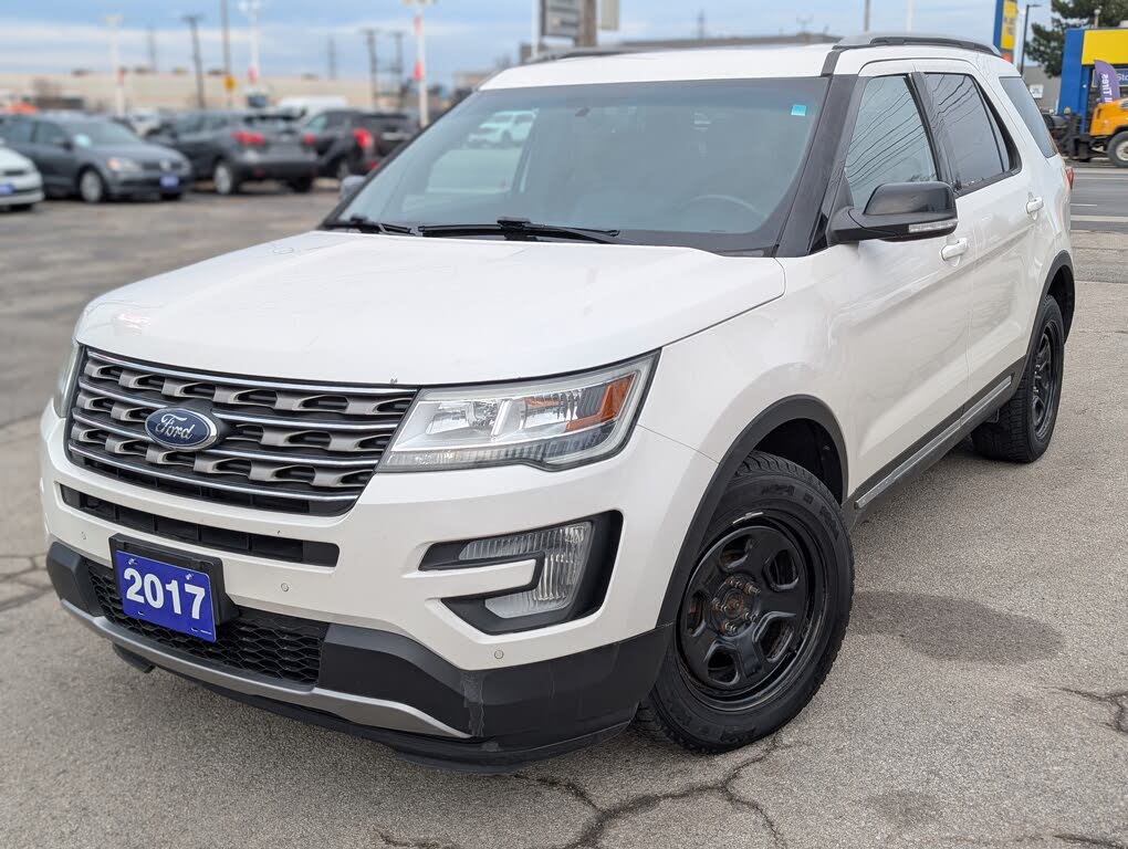 Ford Explorer XLT AWD 2017